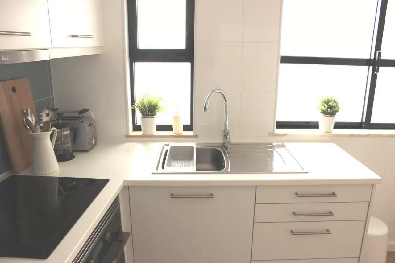 Lovely Apartment In The Center Of Aveiro Exterior foto